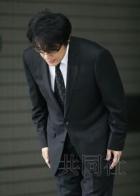 日本涉毒歌手“恰克与飞鸟”成员ASKA保释出狱