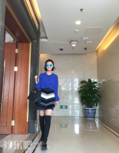 “二姐”张歆艺出国办婚礼 竟连头纱和手机都忘带…