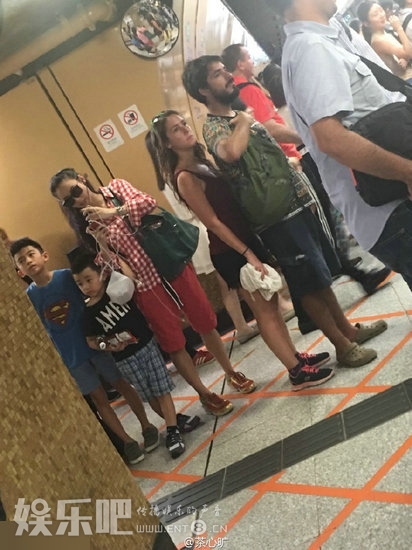 \